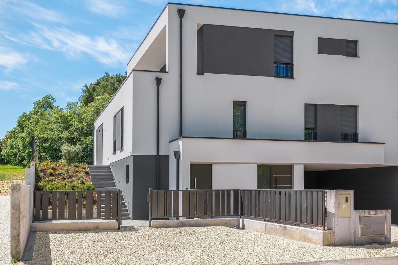 Apartment Nina & Mauro Poreč Exterior foto